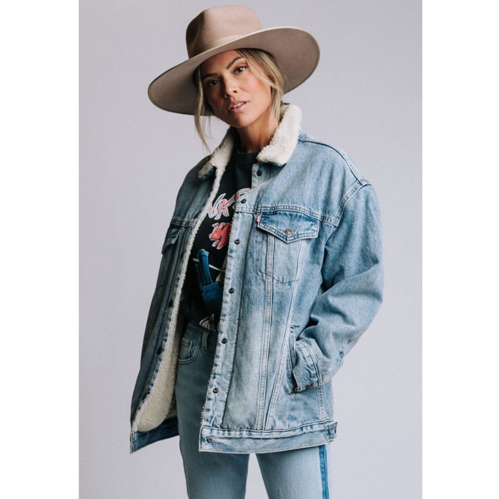 Levi’s Men’s Sherpa Trucker Jacket - Small